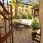 Giovanna\'S Home, Historic Town House With Garden