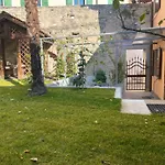 Giovanna\'S Home, Historic Town House With Garden
