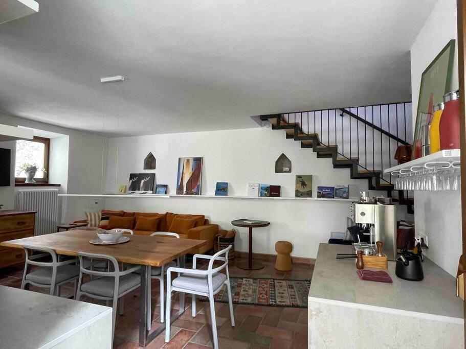 Giovanna's Home, Historic Town House With Garden Ferienhaus *